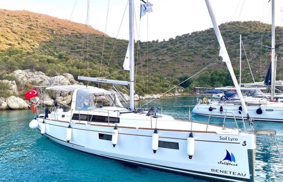 Beneteau Oceanis 38.1
