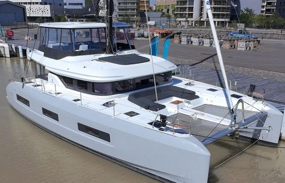 Lagoon 55
