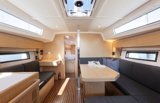 Bavaria C42
