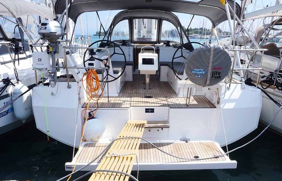 Bavaria C38