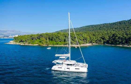Lagoon 46