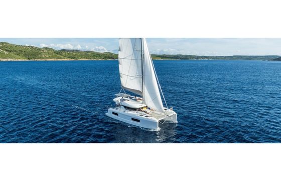 Lagoon 38