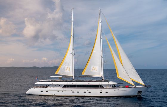 Luxury Sailing Yacht