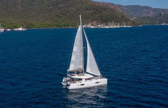 Lagoon 42