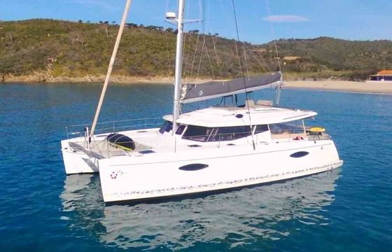 Fountaine Pajot Helia 44