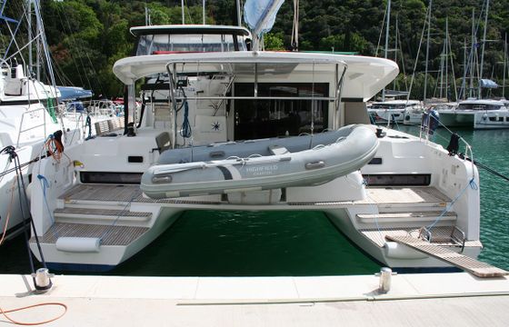 Lagoon 42
