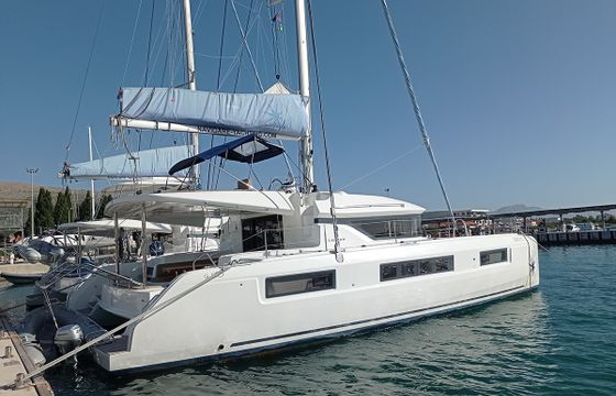 Lagoon 50