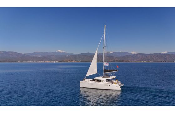 Lagoon 39