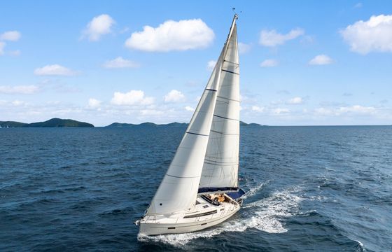 Bavaria 37