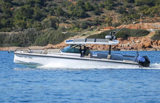 Axopar 37 Sun Top (1 Cabin)
