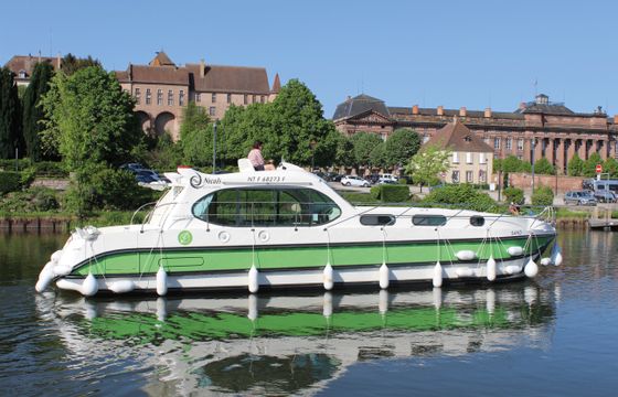 Nicols Yacht Nicols Estivale Sixto Green
