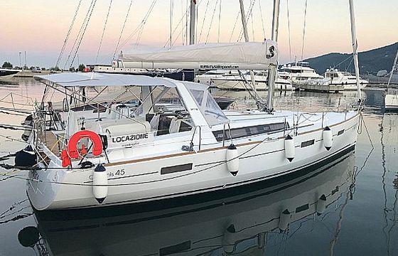 Beneteau Oceanis 45