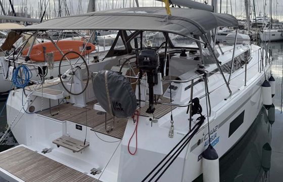 Bavaria C42 Style