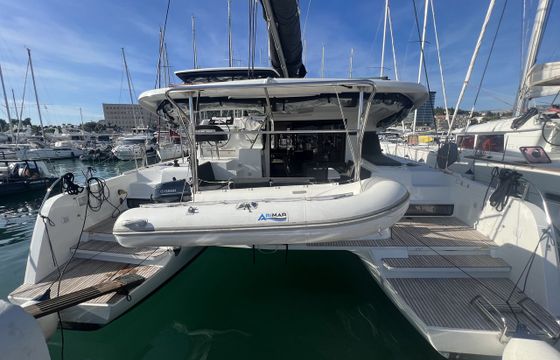 Lagoon 42