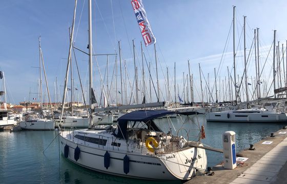 Bavaria Cruiser 37