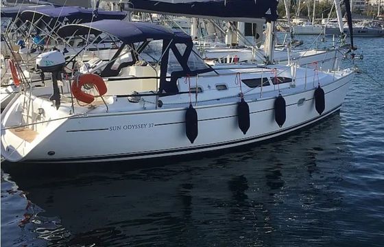 Jeanneau Sun Odyssey 37