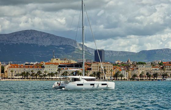Lagoon 46