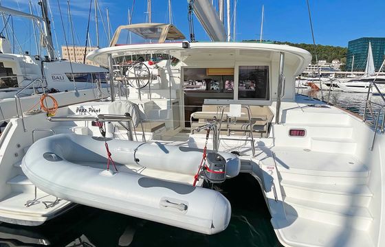 Lagoon 400