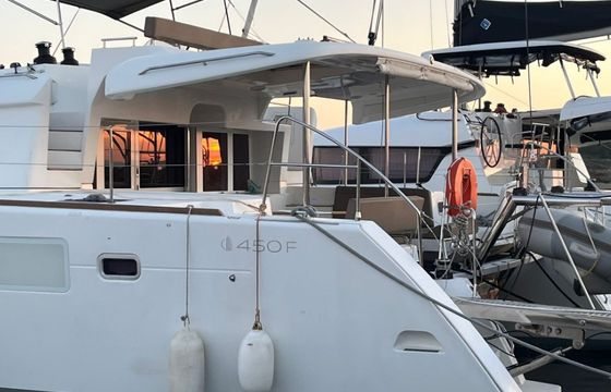 Lagoon 450 Fly