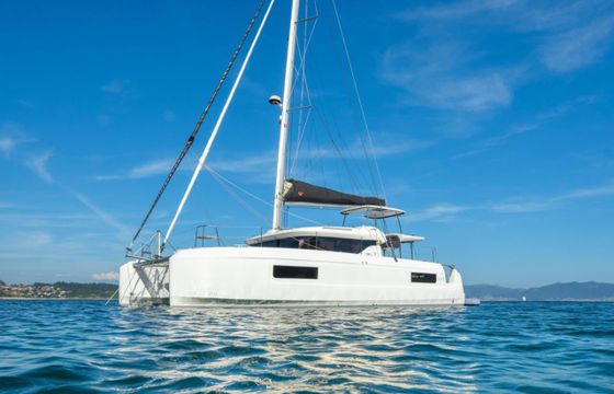 Lagoon 43