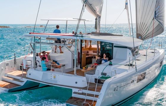 Lagoon 42