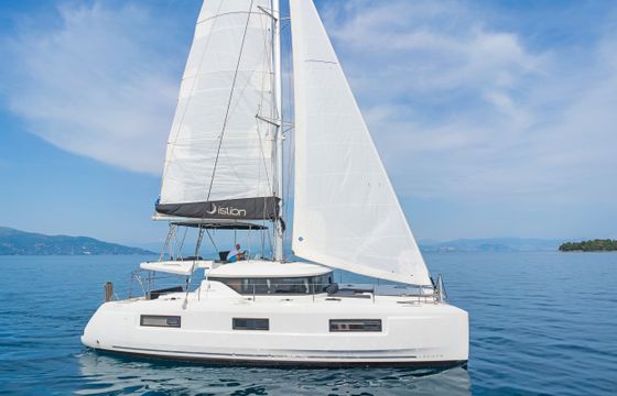 Lagoon 46 A/c & Gen & Wm