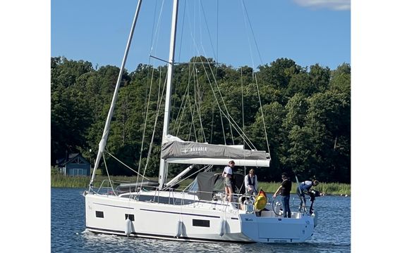 Bavaria C38