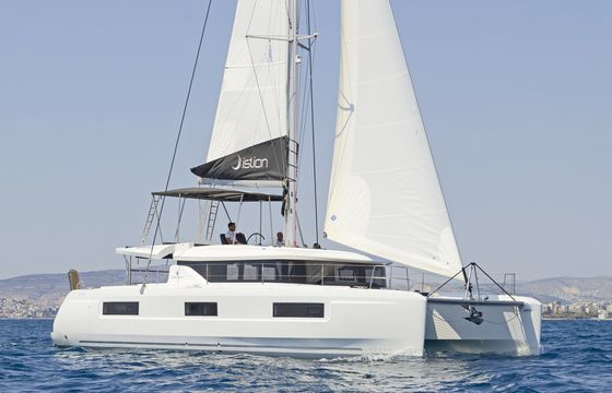 Lagoon 46 A/c & Gen & Wm