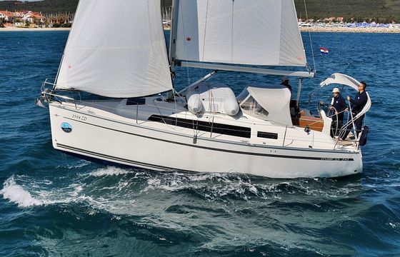 Bavaria Cruiser 33