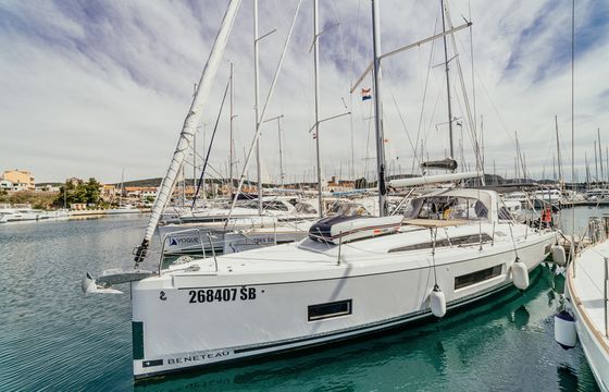 Beneteau Oceanis 46.1