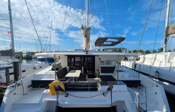 Fountaine Pajot Astrea 42