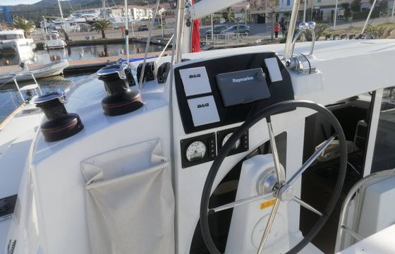 Lagoon 380