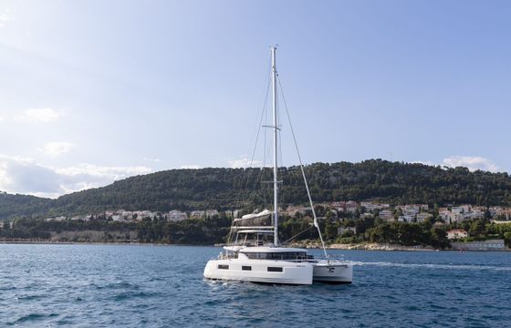 Lagoon 46