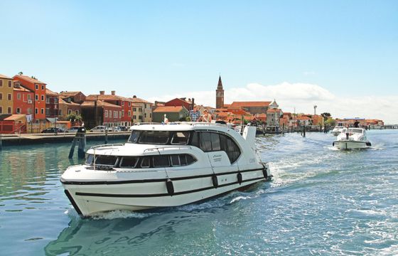 Houseboat Holidays Italia S.R.L. Minuetto 6