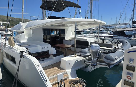 Lagoon 50