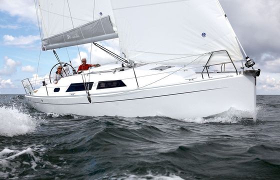 Hanse Yachts 325