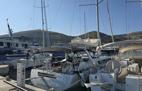 Beneteau Oceanis 55