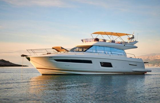 Prestige 550 Fly