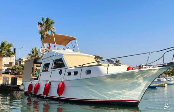 Custom Made Motoryacht