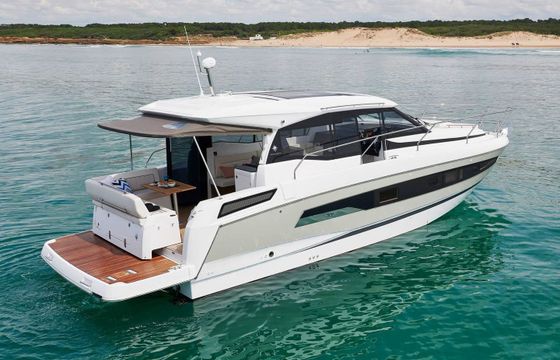 Jeanneau NC 37