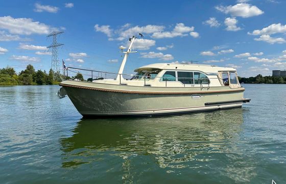 Linssen Grand Sturdy 34.9 Sedan