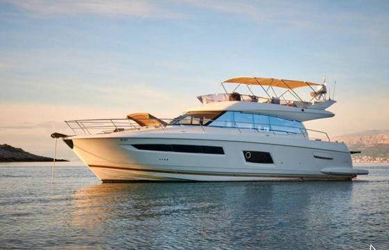 Prestige 550 Fly