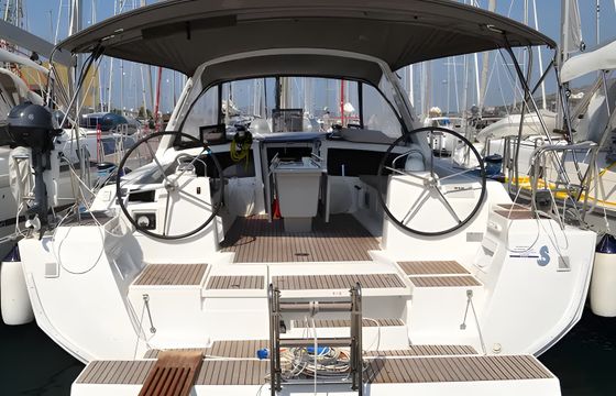 Beneteau Oceanis 48