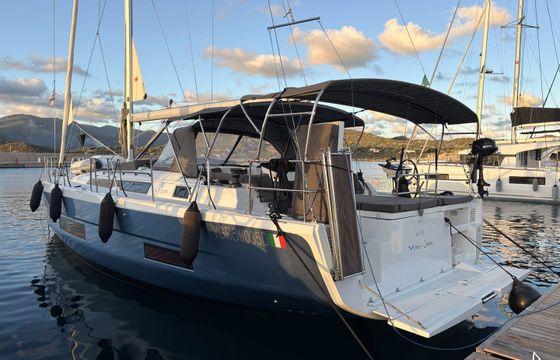 Dufour 470 Owner's version