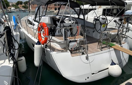 Jeanneau 54