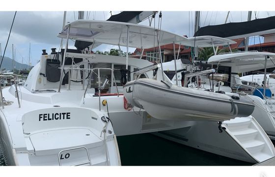 Lagoon 380