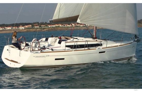 Jeanneau Sun Odyssey 379