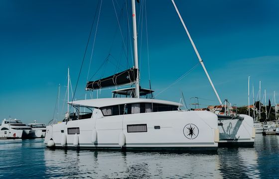 Lagoon 42