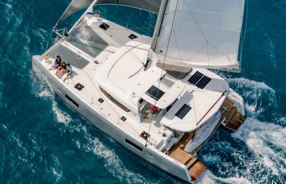 Lagoon 42