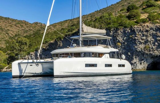 Lagoon 55